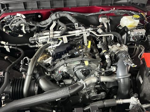 Used 2025 Ford Bronco Big Bend image 36