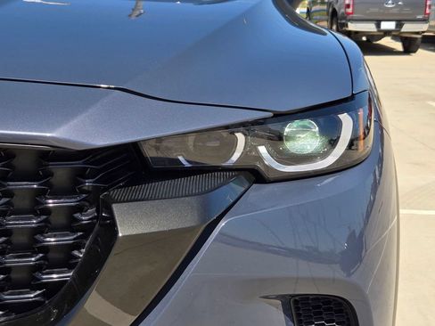 Used 2025 MAZDA CX-50 AWD 2.5 Hybrid w/ Premium Pkg image 32