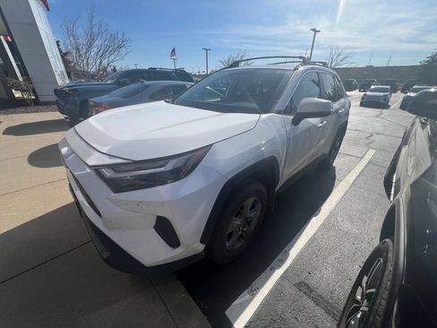 Used 2023 Toyota RAV4 XLE w/ Convenience Package AWD/4WD image 8