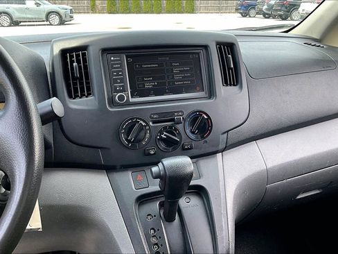 Used 2021 Nissan NV200 SV w/ Back Door Glass Package FWD image 18