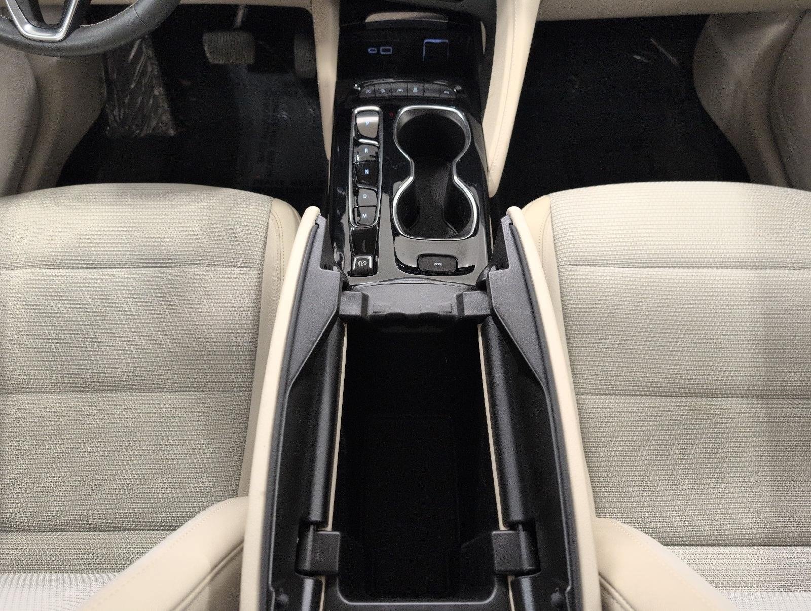Used 2023 Buick Envision Preferred AWD/4WD image 17