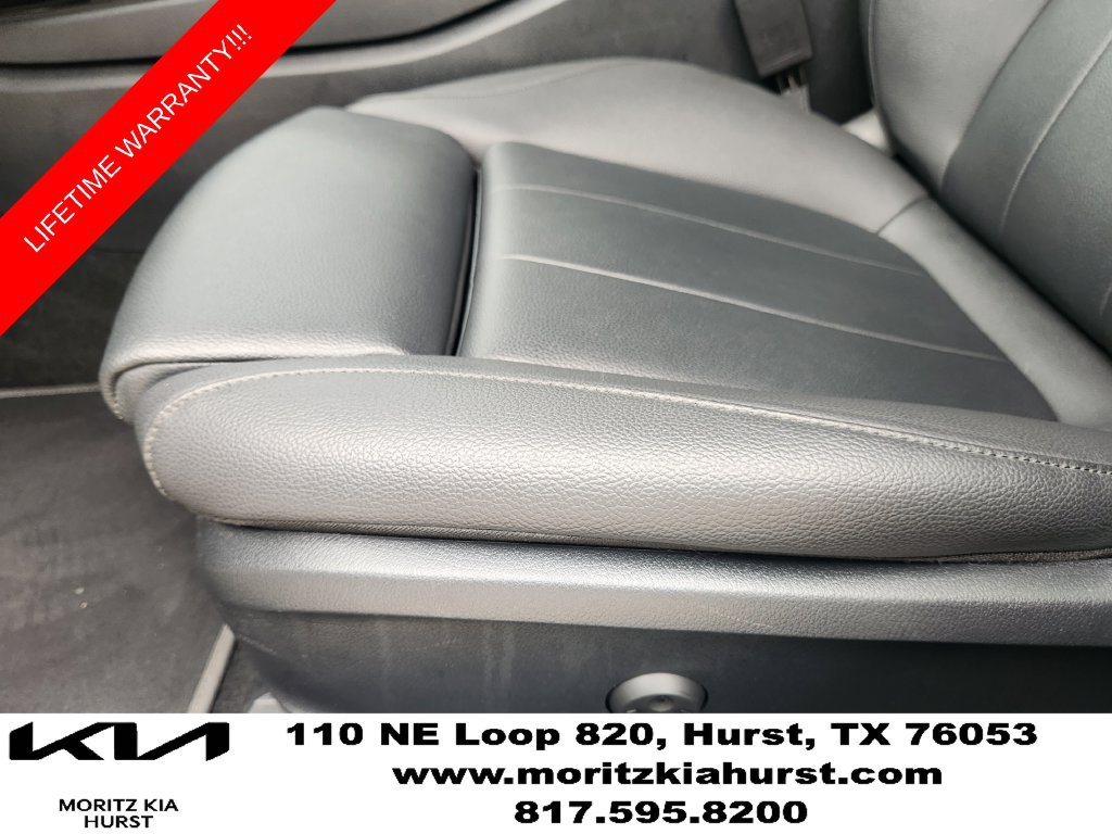 Used 2025 Mercedes-Benz CLA 250 image 28