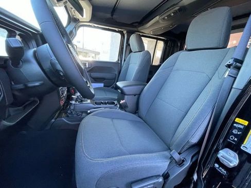 New 2026 Jeep Gladiator Willys AWD/4WD image 11