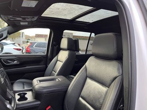 Used 2023 Chevrolet Tahoe Z71 w/ Off-Road Capability Package image 17