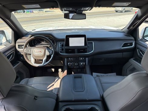 Used 2023 GMC Yukon SLT image 26