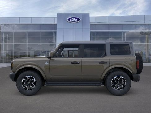 New 2026 Ford Bronco Outer Banks image 3
