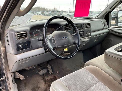 Used 2004 Ford F350 XL image 7