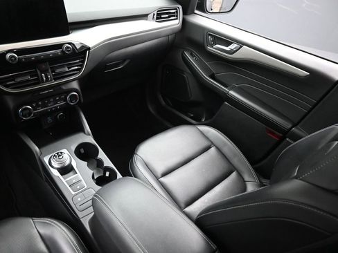 Used 2021 Ford Escape SEL w/ Technology Package image 13