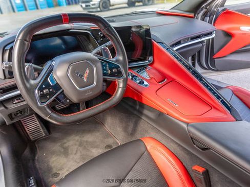 Used 2020 Chevrolet Corvette Stingray Preferred Cpe w/ 2LT Preferred Equipment Group RWD image 25