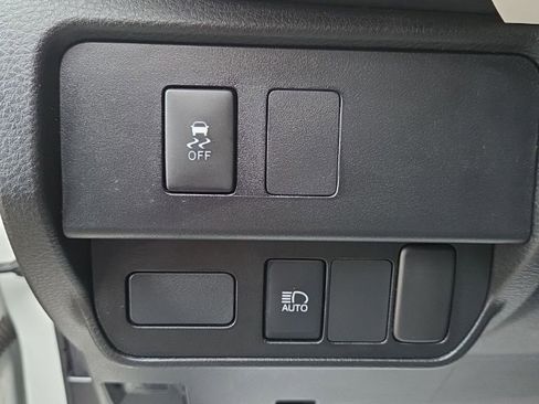 Used 2022 Toyota Tacoma SR image 19