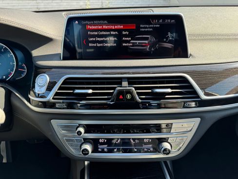 Used 2019 BMW 740i w/ M Sport Package RWD image 24