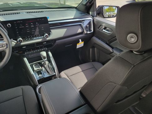 New 2026 GMC Canyon Elevation w/ Convenience Package RWD image 16