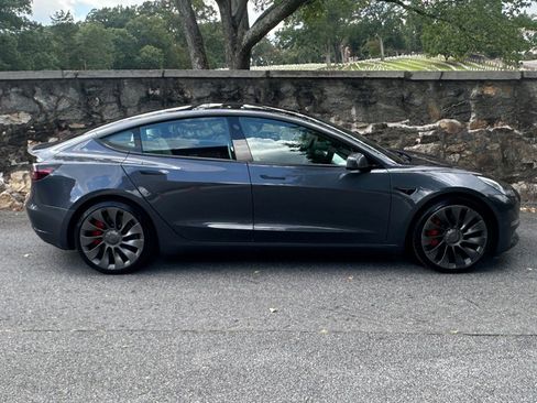 Used 2021 Tesla Model 3 Performance image 8