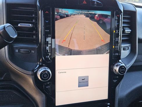 New 2025 RAM 2500 Tradesman AWD/4WD image 16