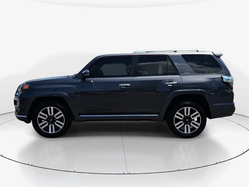 Used 2017 Toyota 4Runner Limited AWD/4WD image 10