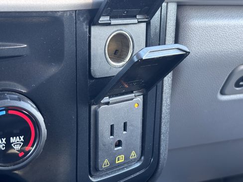 Used 2024 Ford F350 XLT image 24