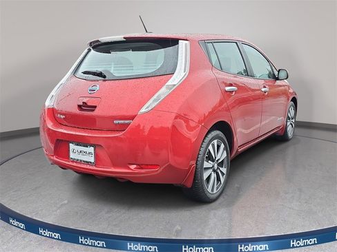 Used 2015 Nissan Leaf SL w/ Premium Package image 5