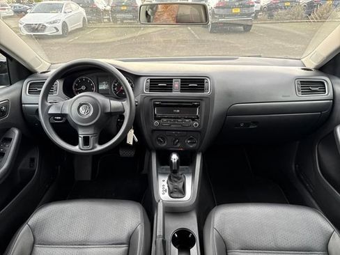 Used 2014 Volkswagen Jetta SE image 26