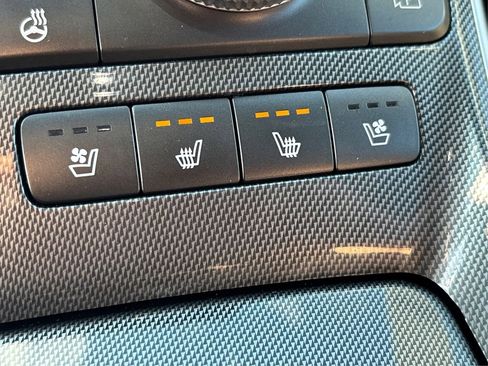 Certified 2022 Hyundai Santa Fe Limited w/ Cargo Package image 33