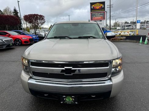 Used 2007 Chevrolet Silverado 1500 W/T image 3