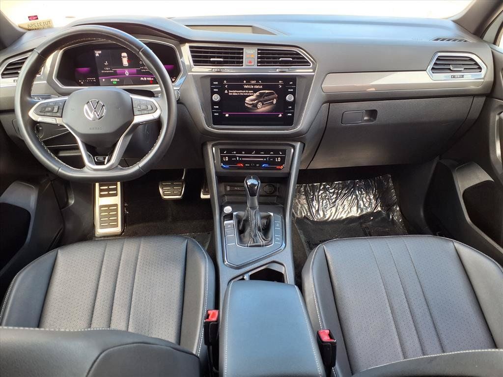 Used 2023 Volkswagen Tiguan SE R-Line FWD image 14
