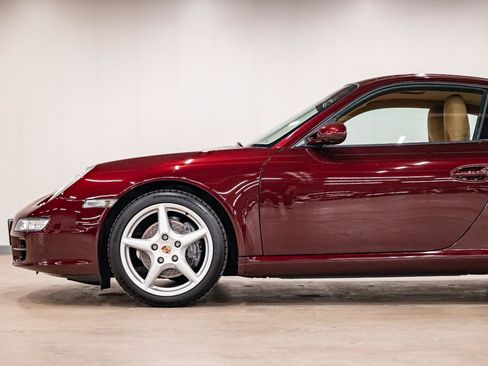 Used 2005 Porsche 911 Carrera RWD image 23