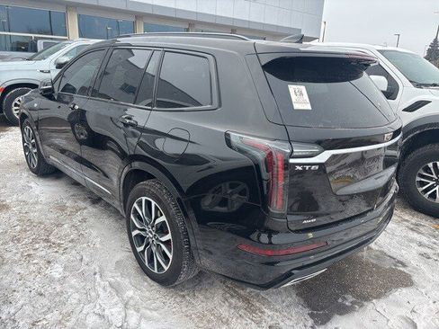Used 2024 Cadillac XT6 Sport w/ Technology Package image 4