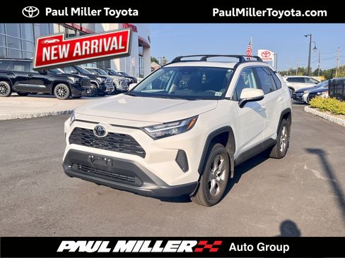 Used 2025 Toyota RAV4 XLE w/ Convenience Package AWD/4WD image 1