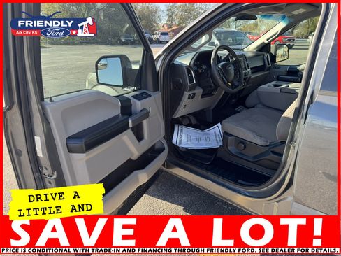 Used 2016 Ford F150 XLT image 10