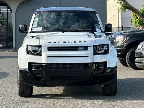 New 2026 Land Rover Defender 110 X-Dynamic SE AWD/4WD image 4