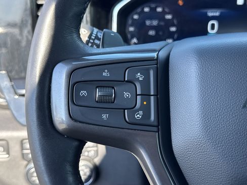 Used 2022 Chevrolet Silverado 1500 ZR2 w/ Technology Package image 29