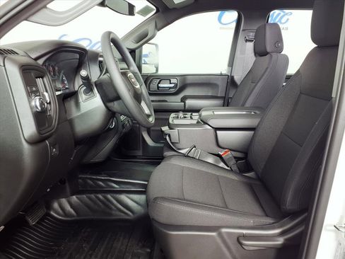 New 2026 GMC Sierra 2500 Pro image 9