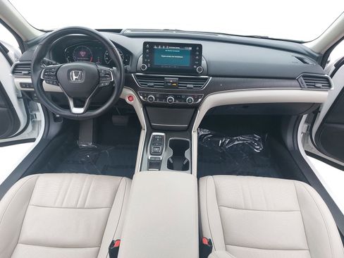 Used 2020 Honda Accord Touring image 9