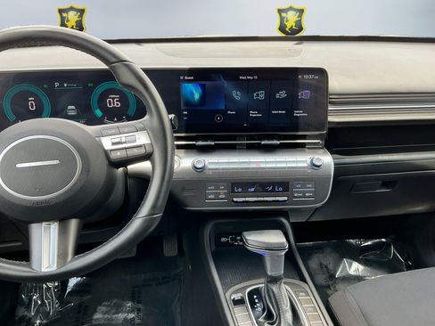 Used 2025 Hyundai Kona SEL FWD image 13