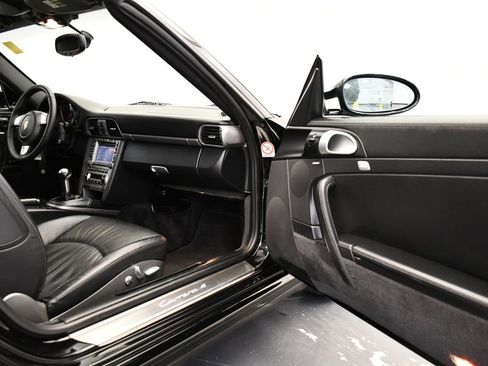 Used 2008 Porsche 911 Carrera 4 image 38