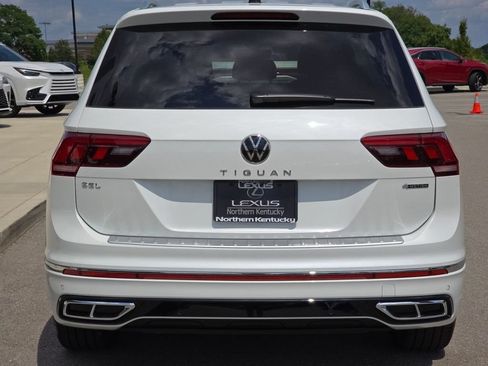 Used 2024 Volkswagen Tiguan SEL R-Line AWD/4WD image 29