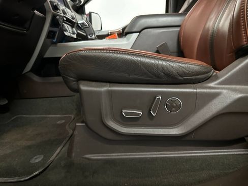 Used 2018 Ford F150 King Ranch w/ Equipment Group 601A Luxury AWD/4WD image 35
