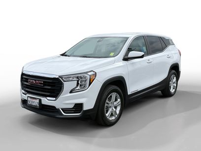 Used 2023 GMC Terrain SLE w/ Fleet Convenience Package