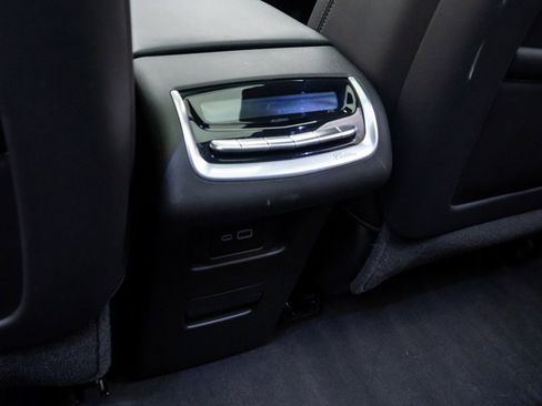 Certified 2024 Cadillac XT6 Sport w/ Technology Package image 23