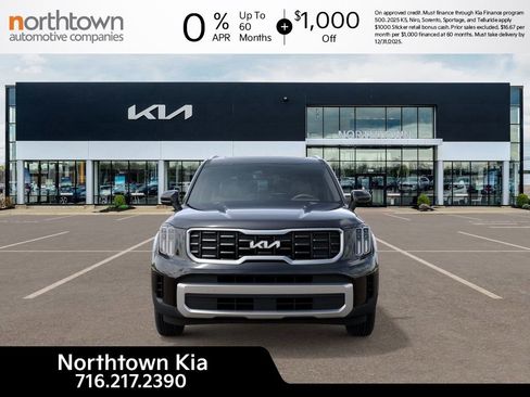 New 2025 Kia Telluride S image 2