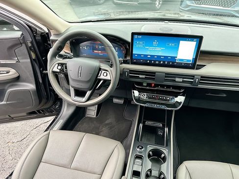 New 2026 Lincoln Corsair Reserve w/ Jet Appearance Package image 19