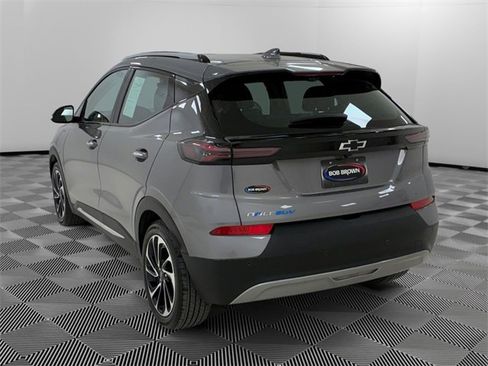 Used 2023 Chevrolet Bolt EUV Premier w/ Sun & Sound Package image 5