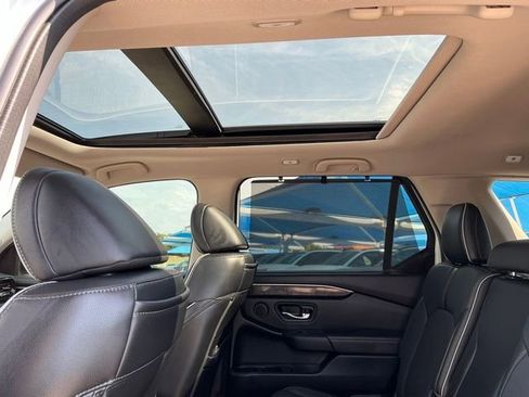 Used 2024 Honda Pilot Elite image 11