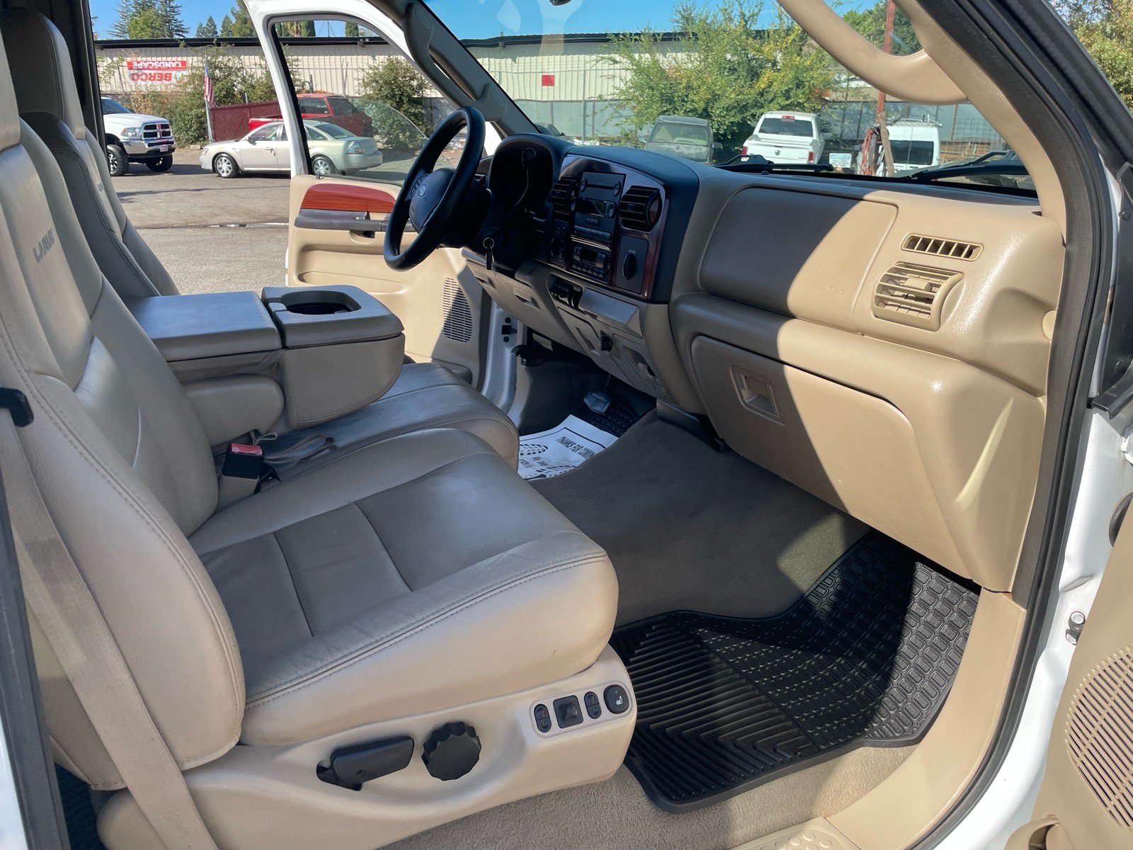 Used 2005 Ford F250 Lariat AWD/4WD image 13