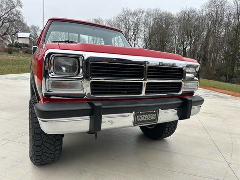 Used 1993 Dodge D/W Truck 250 image 2