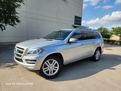 Used 2014 Mercedes-Benz GL 350 BlueTEC 4MATIC image 31