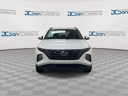 Used 2023 Hyundai Tucson SEL FWD image 3