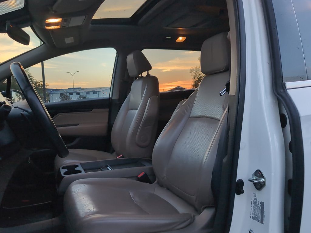Used 2019 Honda Odyssey Elite image 9