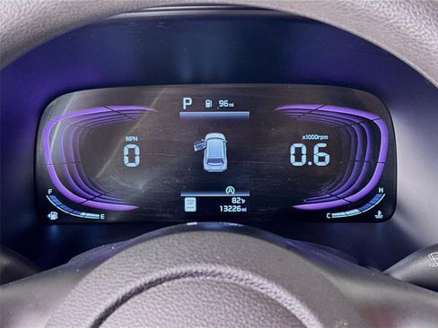 Certified 2025 Kia Soul LX w/ LX Technology Package FWD image 13