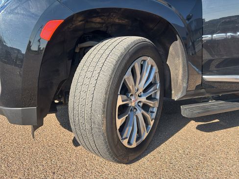 Certified 2023 GMC Yukon XL Denali AWD/4WD image 21
